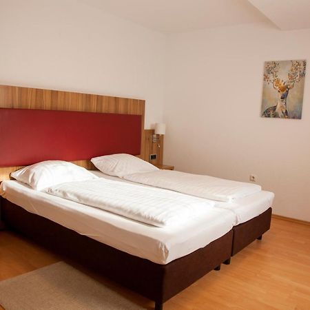 Gaestehaus Haeuser Linden  Exteriör bild
