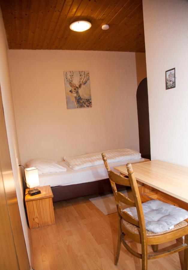 Gaestehaus Haeuser Linden  Exteriör bild