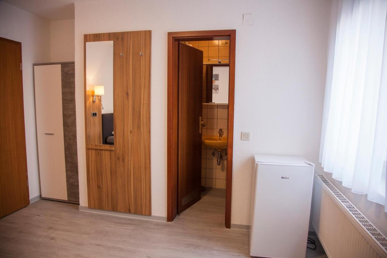 Gaestehaus Haeuser Linden  Exteriör bild