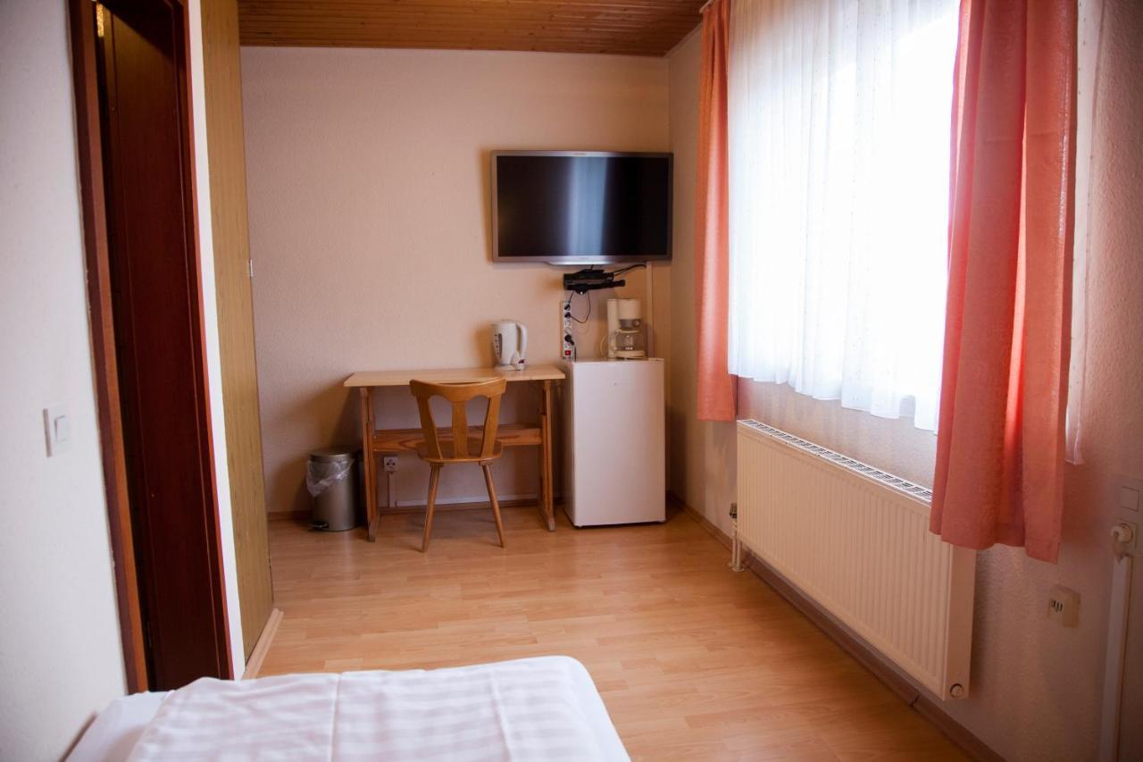 Gaestehaus Haeuser Linden  Exteriör bild